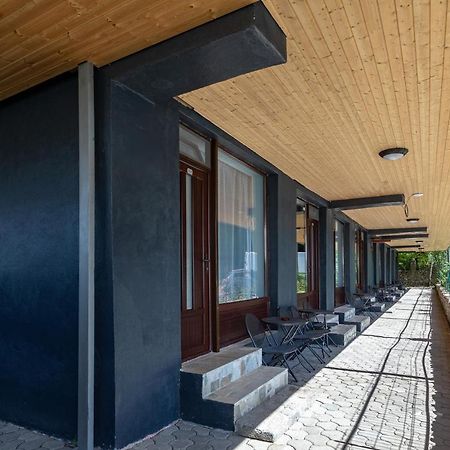 Ezio House Hotel Timisu de Jos Exterior photo